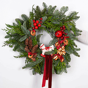 Christmas Wreath "Fairy Tale in Motion" with delivery Kemerovo