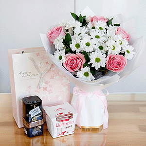 Gift set "Provence Aroma with candies and coffee" with delivery Kemerovo