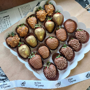 Клубника в шоколаде "Золотой атлас"