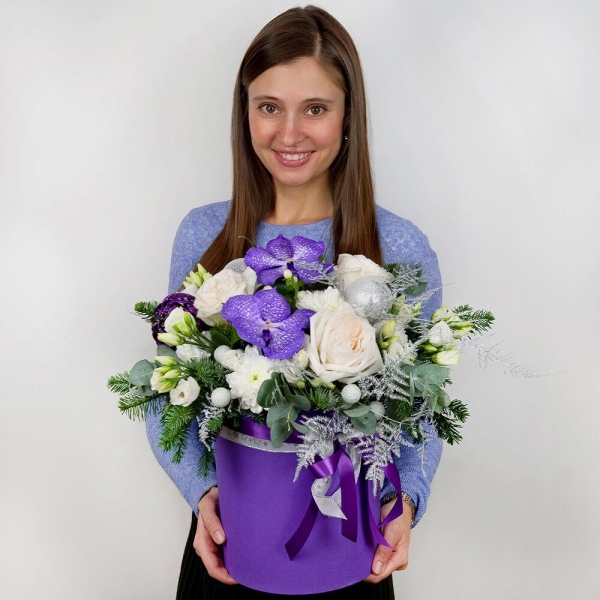 Vanda Orchid bud - 2, lisianthus - 5, Baltica White Spray Chrysanthemum - 3, Peony style roses - 5, Round flower box medium, Oasis, Flask for orchids, Asparagus umbelatus (1 pc.), Hypericum, Eucalyptus Cinerea, Ribbon, Spruce branches (1pc.), Christmas decor (set)