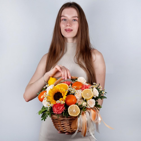 Peony sprayrose - 5, Sunflower - 1, Chamomile - 4, Pink carnation - 5, Small Basket, Oasis, Wrapping Paper, Pistachio, Orange, Tangerine, 1 pc., Lemon, 1 pc., Wooden skewer
