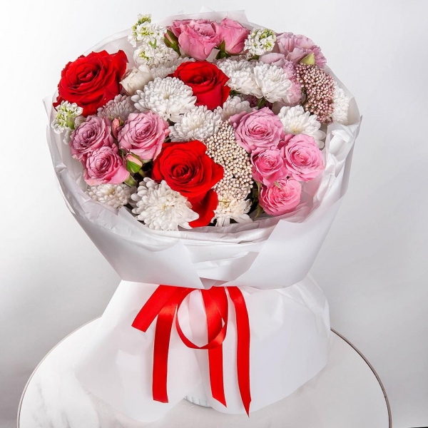 Red rose Nina 50 cm - 5, Bright pink spray rose mix, 50 cm - 5, Pink Lisianthus (Eustoma) - 2, White Matthiola - 3, Baltica White Spray Chrysanthemum - 3, Ozotamnus, Wrapping Paper