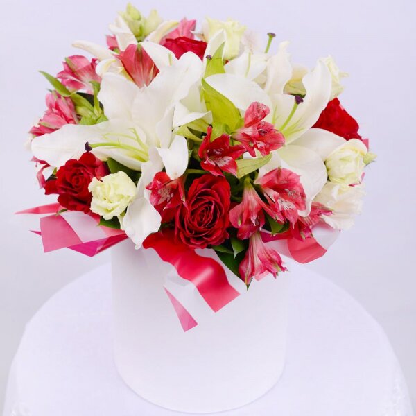 Lilies - 2, Rose 40 cm - 4, Alstromeria Red, Bright Pink - 3, lisianthus - 3, Eucalyptus Cinerea, Round flower box small , Oasis, Film, Ruscus