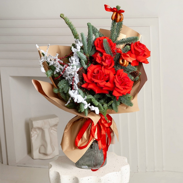 Rose Red 50 cm Ecuador - 9, Spruce branches (1pc.), Artificial branch, Decorative element small, Cones (1pc.), Decorative element medium, Wrapping Paper