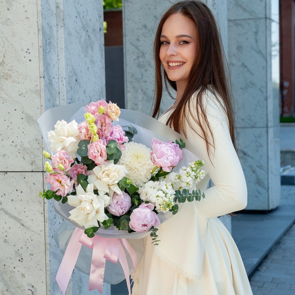 Magnum White Chrysanthemum - 1, White rose 50 cm Ecuador - 7, Peony pink - 4, Pink Lisianthus (Eustoma) - 2, White Matthiola - 2, Eucalyptus populus (1 pc.), Wrapping Paper
