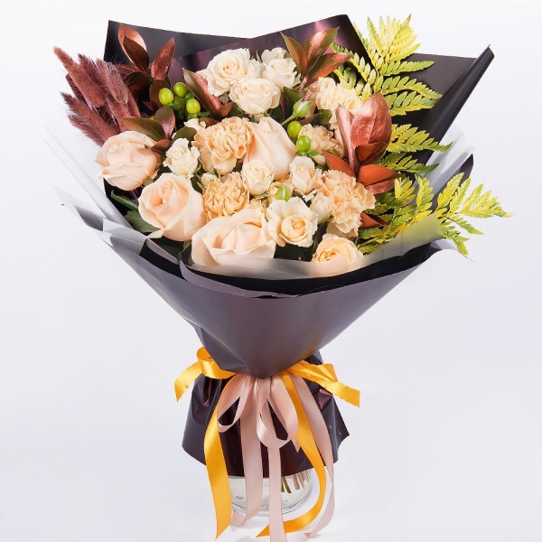 Rose Cream 50 cm - 9, Spray rose: white, cream, light pink 50 cm - 4, Carnation white, cream - 9, Hypericum, Fern (1 pc.), Ruscus, Dried flowers decor, Wrapping Paper