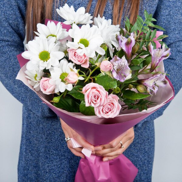 Bacardi White Spray Chrysanthemum - 2, Alstromeria lilac, purple - 1, Bright pink spray rose mix, 50 cm - 1, Wrapping Paper, Pistachio