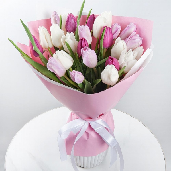 Tulip white - 16, Pink tulip - 17, Wrapping Paper