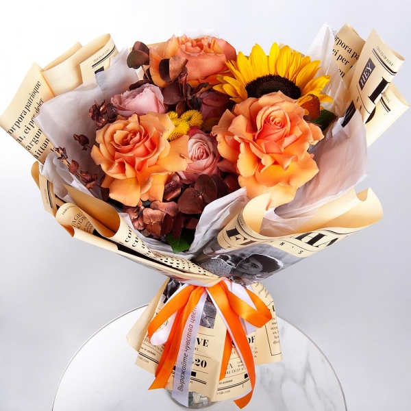 Rose Orange 50 cm Ecuador (High Magic, High Yollow Magic) - 7, Peony rose Kahala 50 cm - 5, Newton Yellow Spray Chrysanthemum - 3, Sunflower - 1, Eucalyptus Cinerea, Wrapping Paper