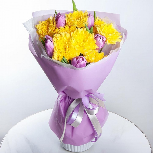 Baltica Yellow Spray Chrysanthemum - 2, Lilac tulip - 7, Wrapping Paper